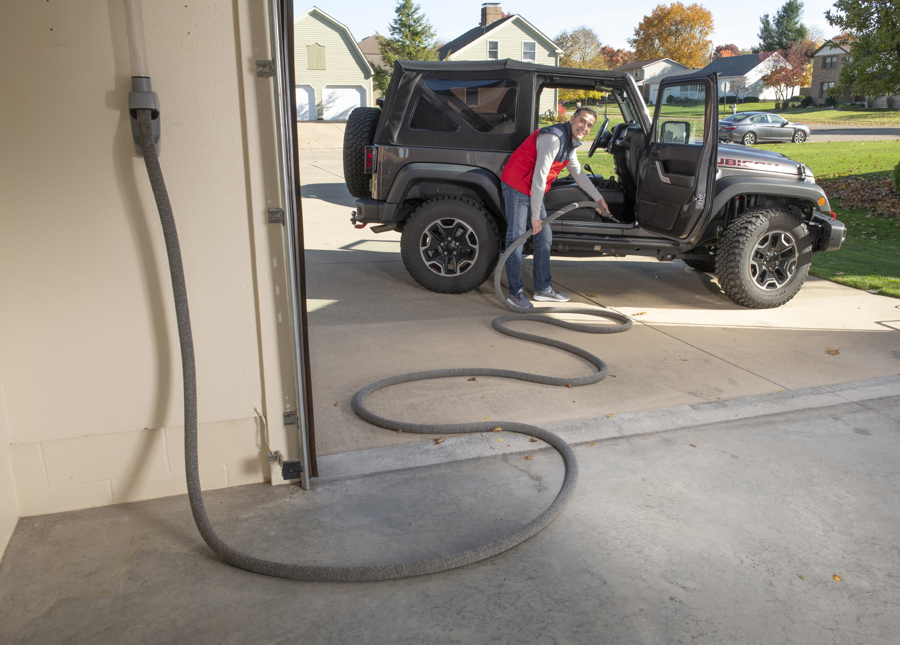 Flexible Vroom Retract Vac® DUOVAC